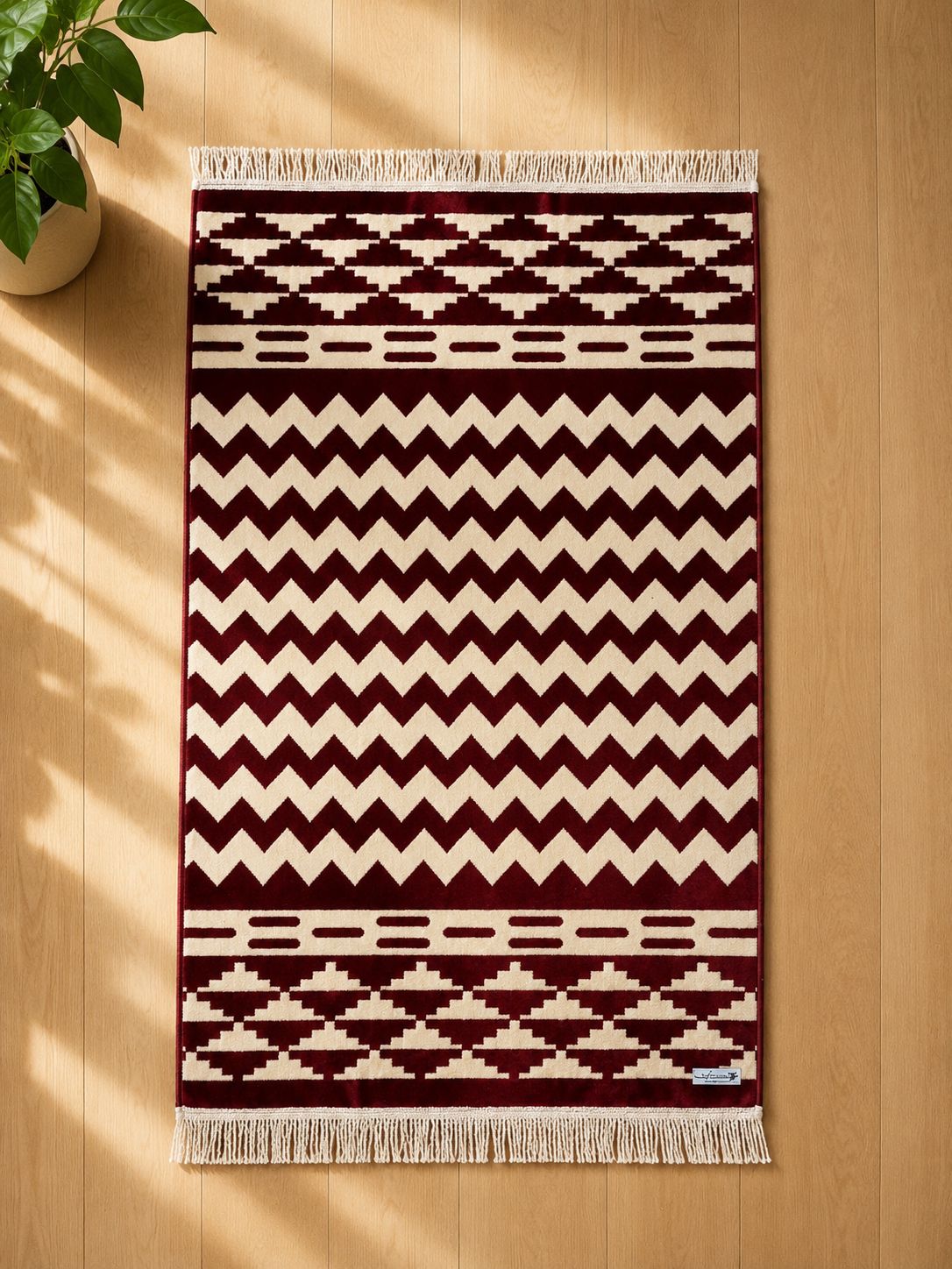 Minwal Al Bisat Classic Prayer Mat