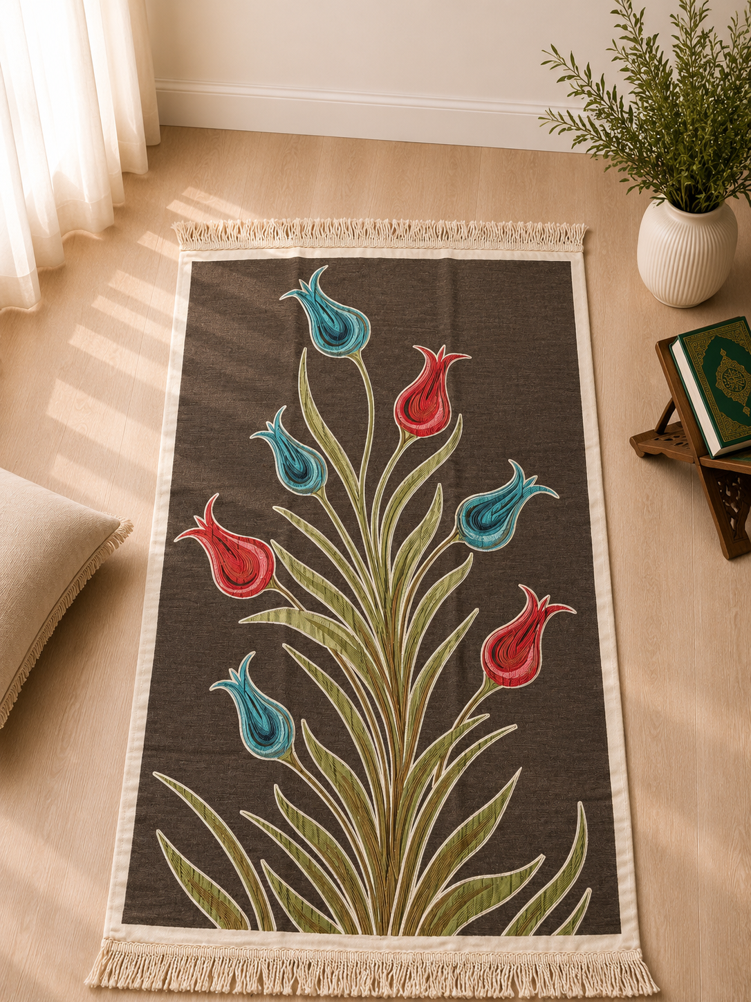 NUSUKI Turkish Embroidered Floral Prayer Mat - Tulip