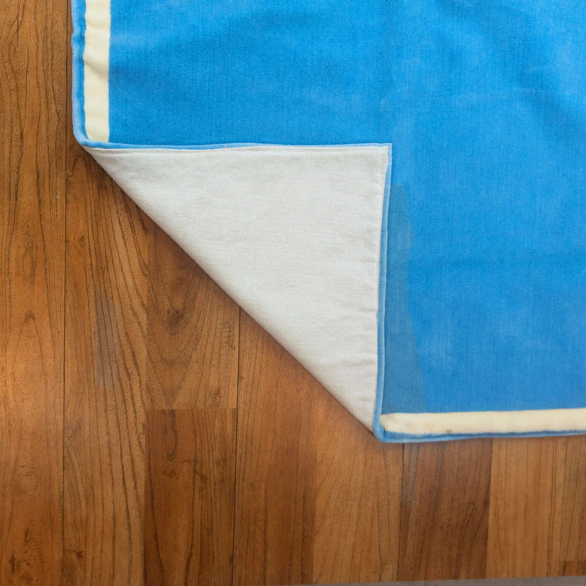 Al kaba Modern Prayer Mat arched with Matching Handbag